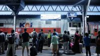 Libur Panjang Kenaikan Yesus Kristus 2025, KAI Daop 4 Semarang Operasikan KA Tambahan dan Tambah Ribuan Tempat Duduk per Hari Libur Panjang Kenaikan Yesus Kristus 2025, KAI Daop 4 Semarang Operasikan KA Tambahan dan Tambah Ribuan Tempat Duduk per Hari