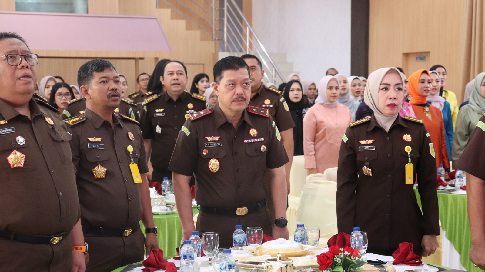 Kejati Kepri Rayakan HBA ke-65 dengan Doa Bersama dan Pemotongan Tumpeng