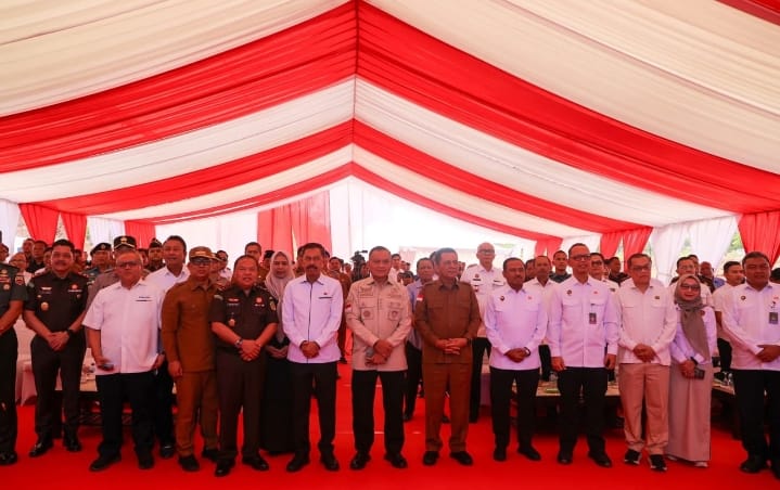 Kemenko Polkam Eksekusi 4,25 Juta Ton Stockpile Bauksit di Kepri