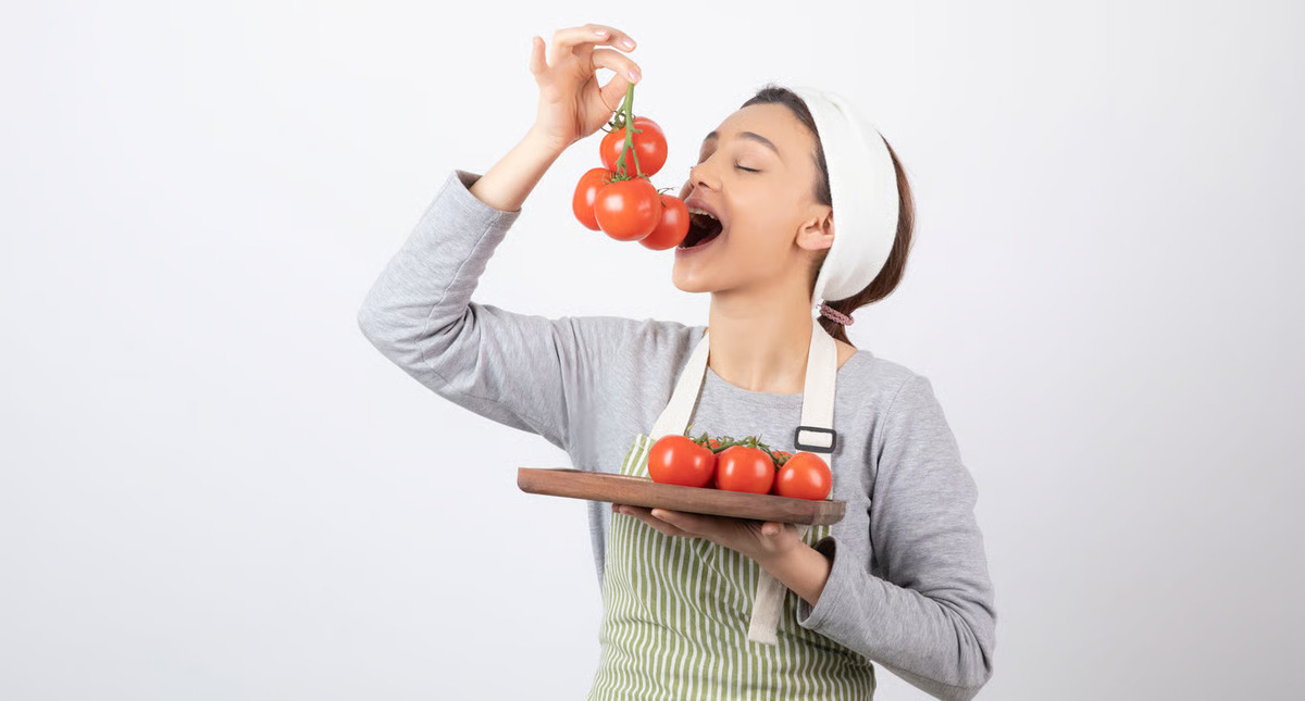 Tomat dalam Program Diet? Inilah Cara Cerdas Menurunkan Kalori Tanpa Rasa Hambar Tomat dalam Program Diet? Inilah Cara Cerdas Menurunkan Kalori Tanpa Rasa Hambar
