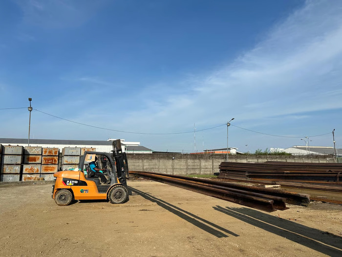 Dukung Modernisasi Rel Kereta, KAI Logistik Distribusikan 5.656 Batang Rel KA ke Berbagai Daerah Dukung Modernisasi Rel Kereta, KAI Logistik Distribusikan 5.656 Batang Rel KA ke Berbagai Daerah