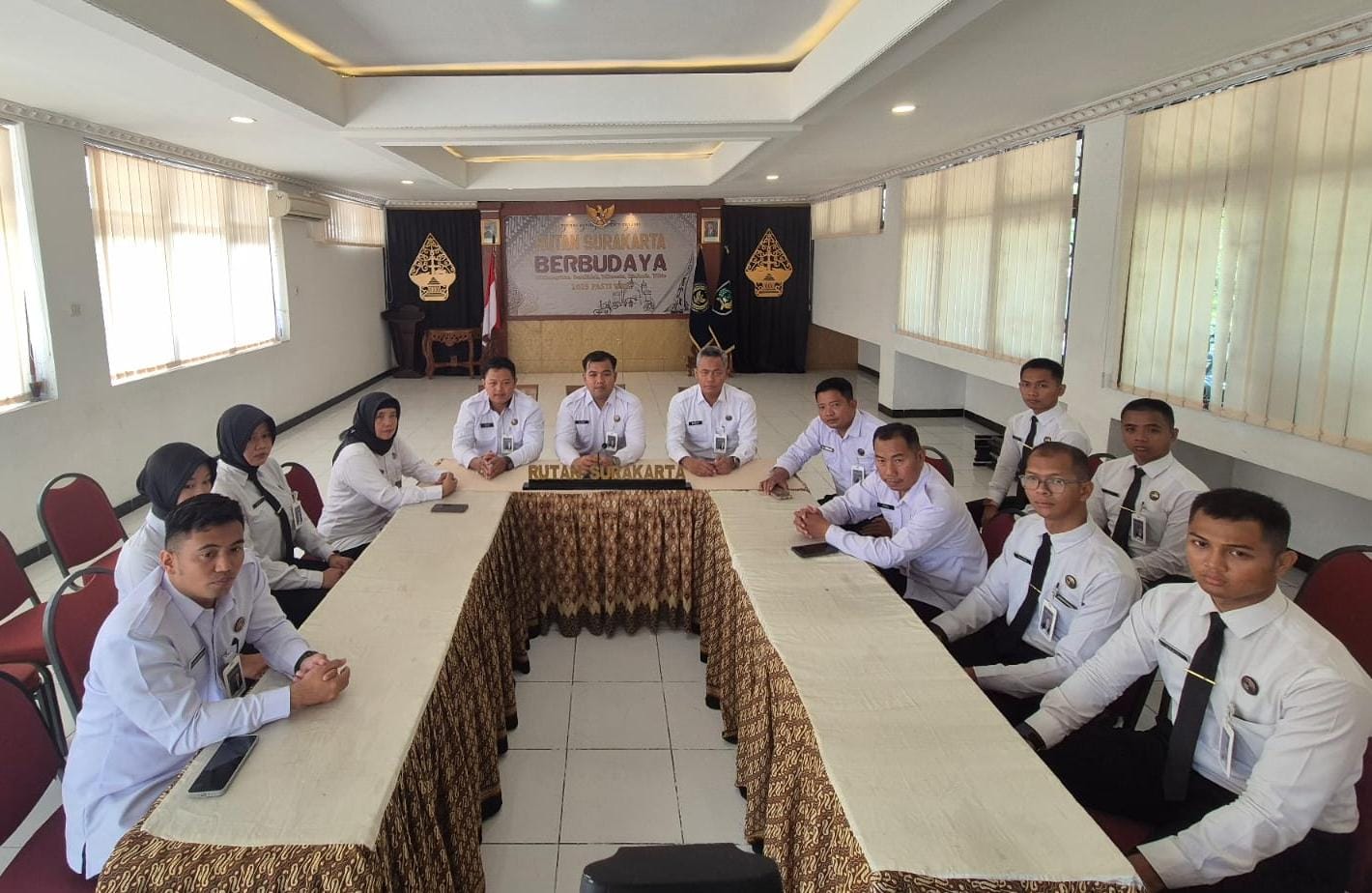 Rutan Surakarta Saksikan Pembukaan Rakor Dukungan Manajemen Kemenimipas Semester I Tahun 2025 Secara Virtual