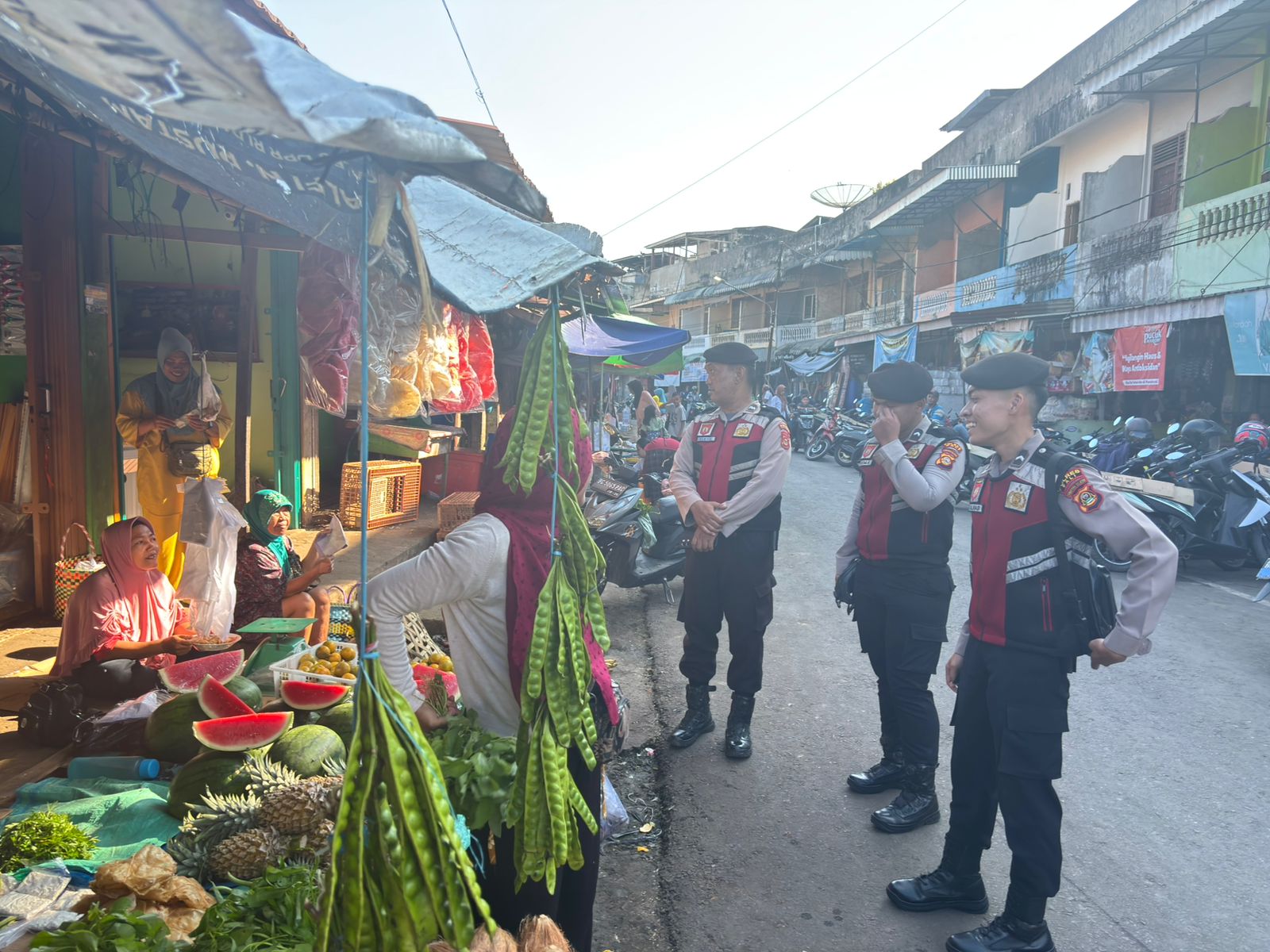 Polres PALI Gelar Patroli Perintis Presisi di Pasar Induk, Pastikan Situasi Tetap Kondusif