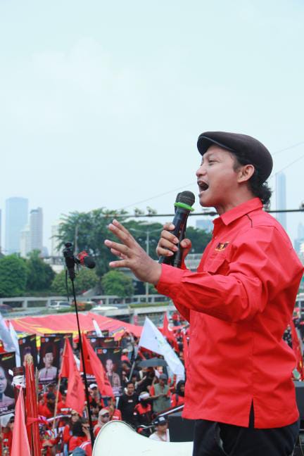 Respon Ketua Umum Konfederasi KASBI Sunarno terkait kasus OTT KPK Wamenaker Immanuel Ebenezer