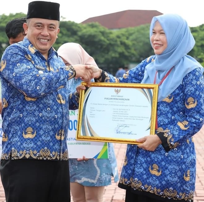 Bupati Bekasi Tunjuk Kepala Dinas Ketenagakerjaan Hj.Ida Farida sebagai Plh Sekda