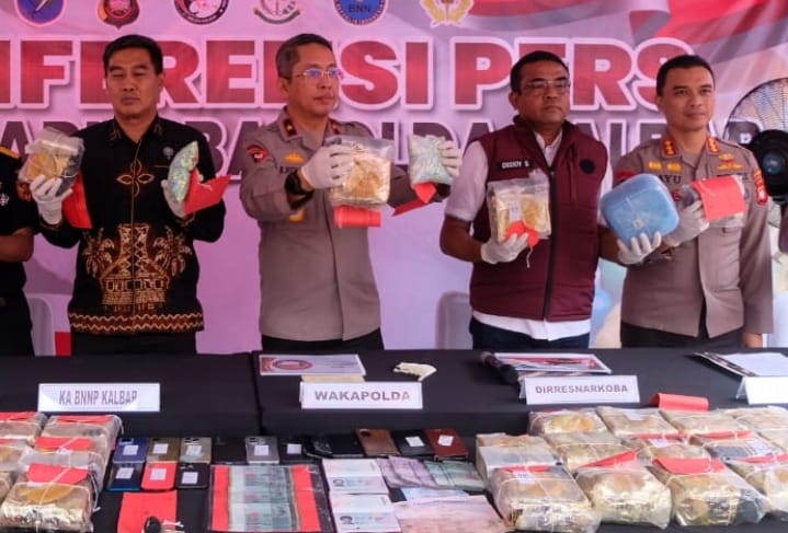 Polda Kalbar Bongkar 9 Kasus Narkoba, Sita 86 Kg Sabu dan 54 Ribu Ekstasi Ringkus 20 Pelaku