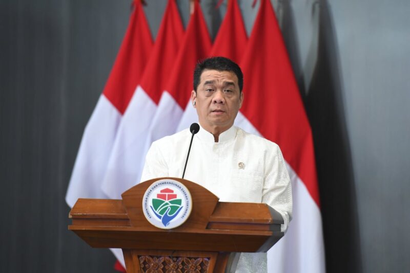 Wamen Desa dan PDT Lepas 24 Alumni Program PANA–LPDP untuk Mengabdi di Desa Tertinggal NTT Wamen Desa dan PDT Lepas 24 Alumni Program PANA–LPDP untuk Mengabdi di Desa Tertinggal NTT