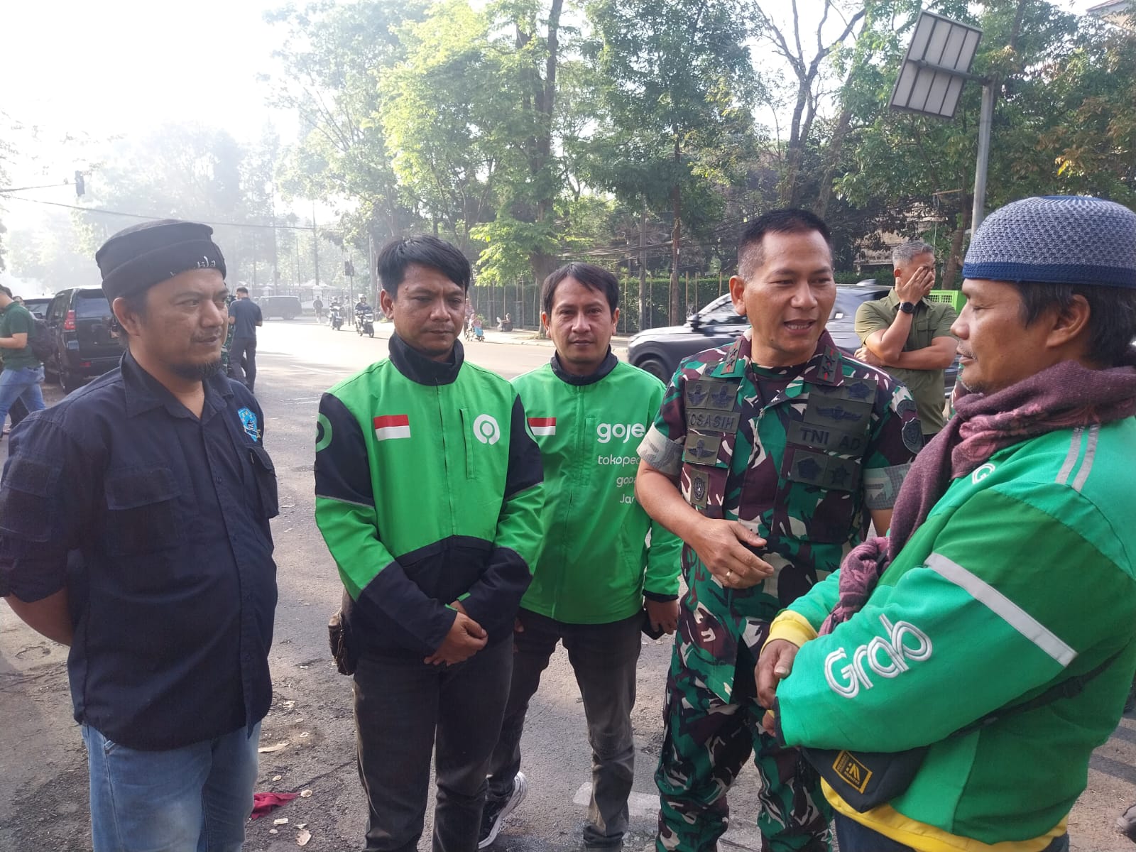 Pangdam III/Slw Ajak Elemen Masyarakat Bersih-Bersih Pasca Unjuk Rasa di DPRD Jabar 2 IMG 20250903 WA0429