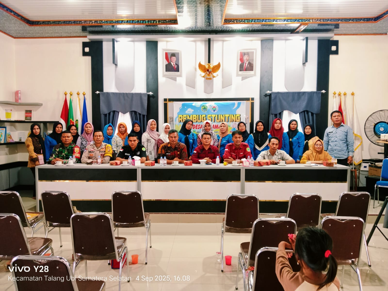 Mendukung Program Penurunan Stunting, Polsek Talang Ubi Hadiri Rembug Stunting di Desa Suka Maju
