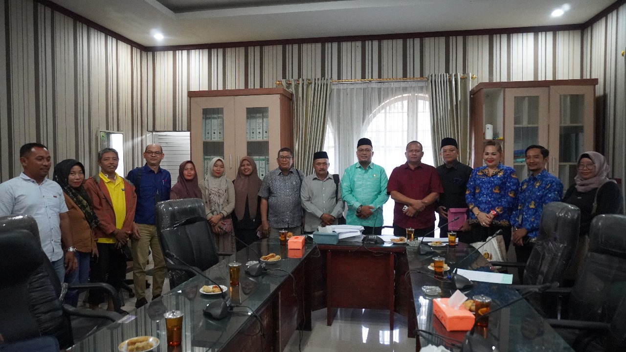 Komisi III DPRD Langkat Mediasi Keluhan Pedagang Rest Area Jalan Tol