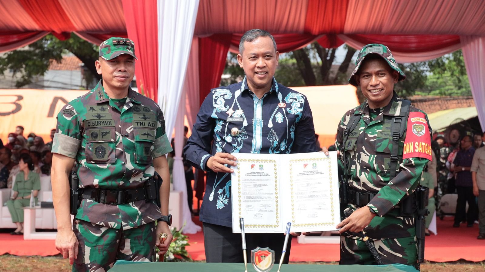 Pangdam Jaya Tutup TMMD, Wali Kota Bekasi Tegaskan Layanan Merata untuk Warga Kota Bekasi