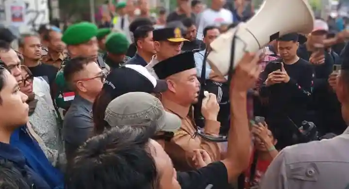 Aksi Damai Mahasiswa dan Masyarakat Kalbar Disambut Forkopimda, Aspirasi Akan Dikawal ke Pusat