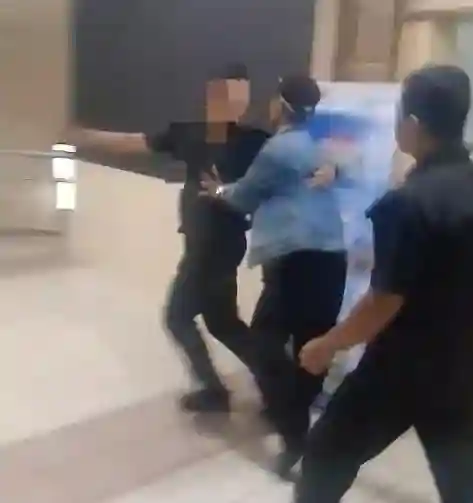 Oknum Satpam Dinas PERKIM Tangerang Diduga Halangi Tugas Wartawan