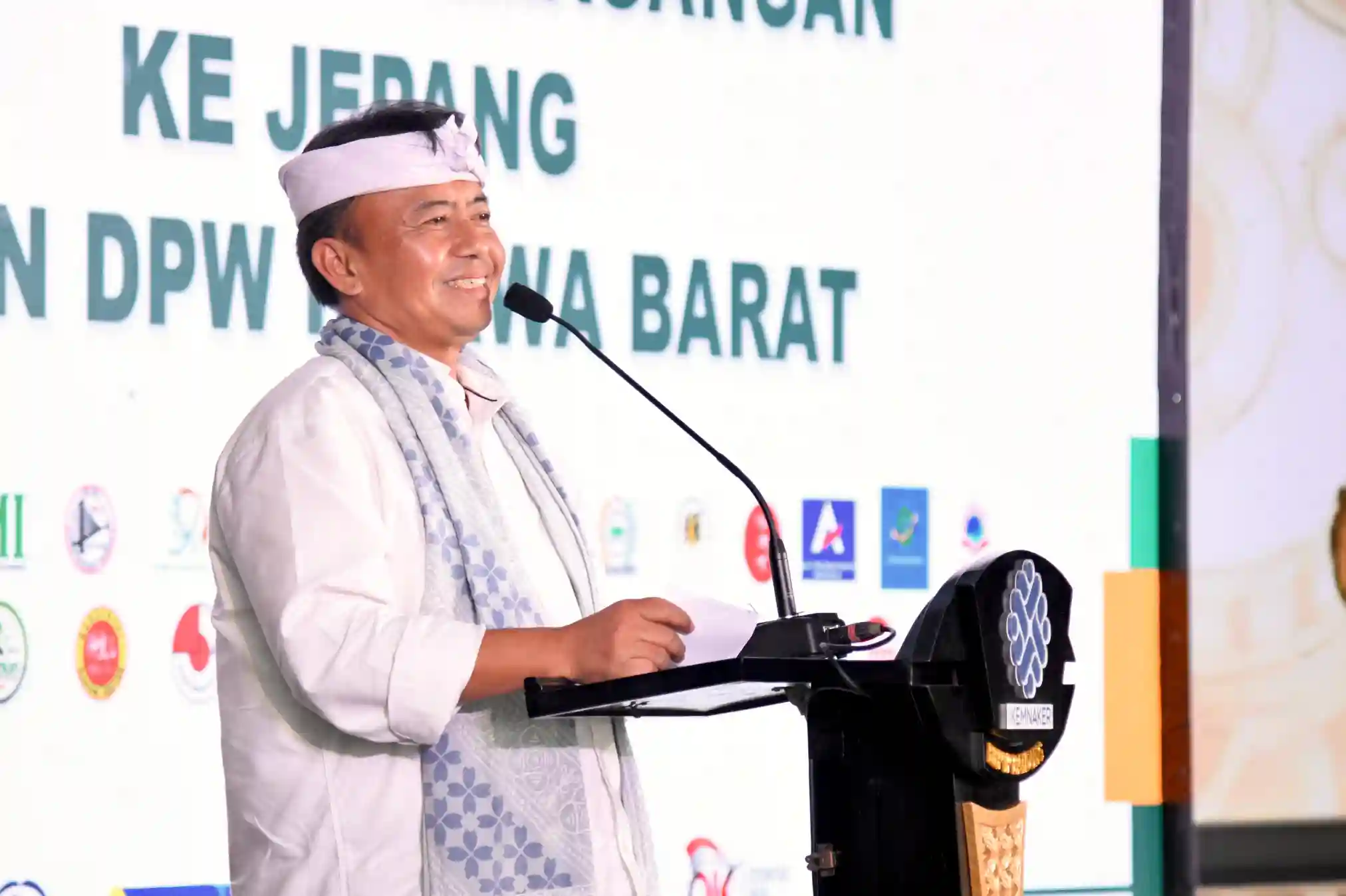 1.300 Tenaga Kerja Terlatih Asal Jabar Diberangkatkan ke Jepang