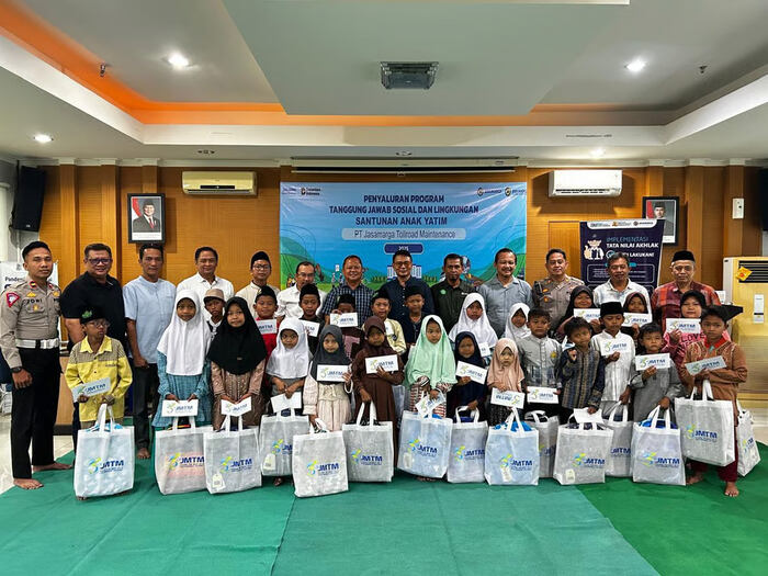 PT Jasamarga Tollroad Maintenance Salurkan Santunan untuk 370 Anak Yatim dalam HUT ke-37