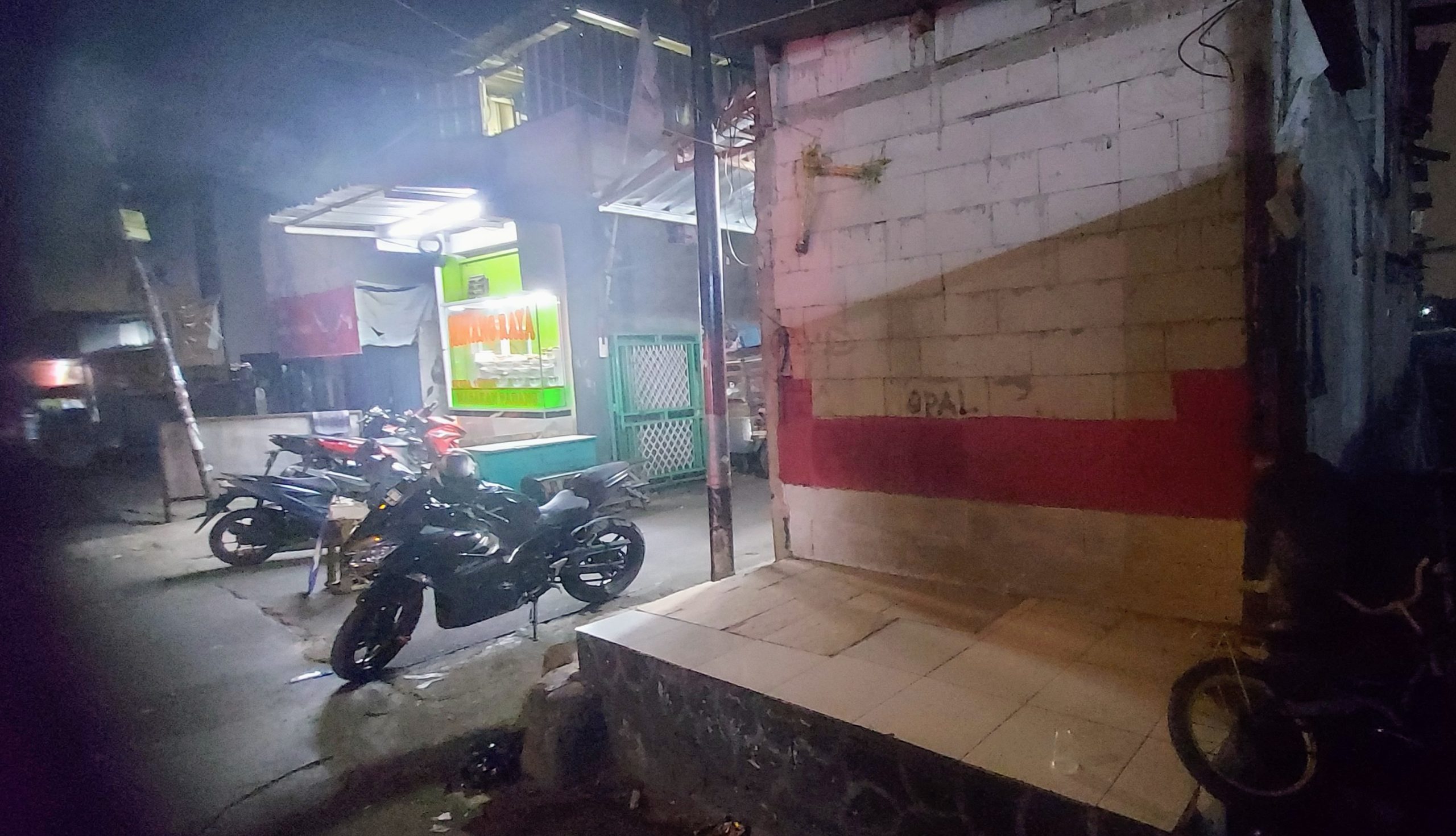 Ada Apa Dibalik Pembongkaran Sepihak Pos Kamtibmas Swadaya Masyarakat di Jalan Duri Selatan, Persis di Depan Gang Ucung?