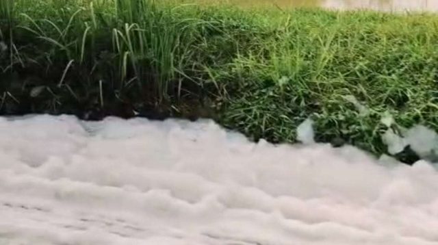 Limbah Diduga dari Wings Group Timbun Lahan Negara di Karawang, Warga Desak Penegakan Hukum