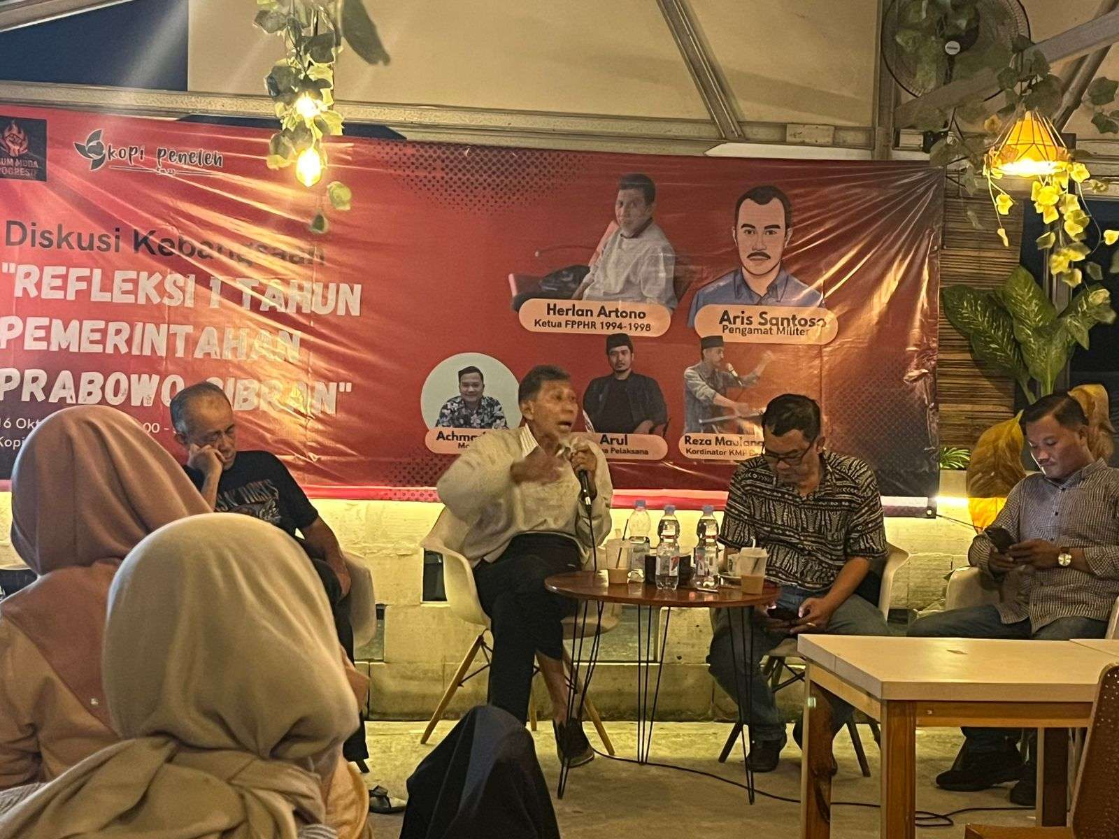 MBG dan Sekolah Rakyat’ Jadi Sorotan Utama: Pemuda Bekasi Gelar Diskusi Refleksi 1 Tahun Pemerintahan Prabowo-Gibran