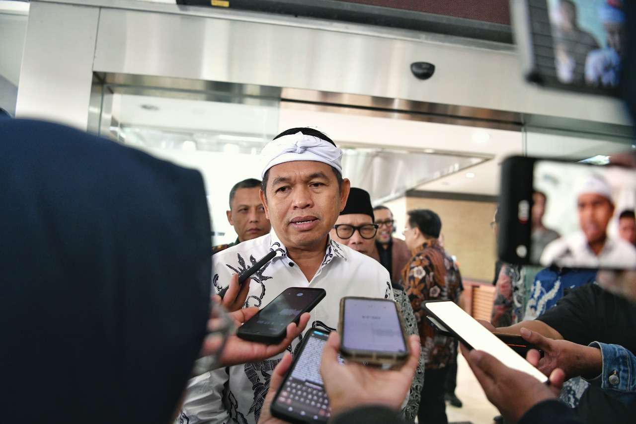 KDM Tegaskan Larangan Truk ODOL Berlaku Mulai 2 Januari 2026