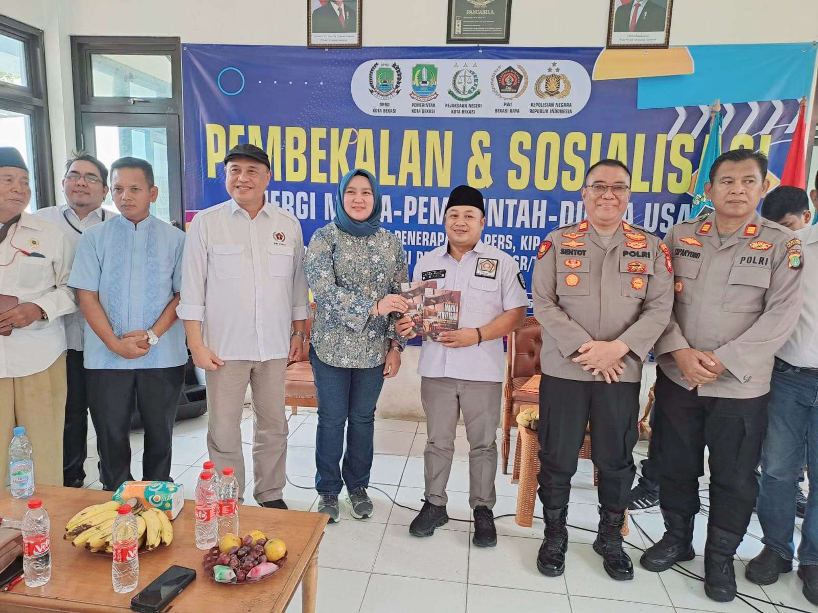 PWI Bekasi Raya Tegakkan Profesionalisme Lewat Pembekalan UU Pers, KIP, dan ITE