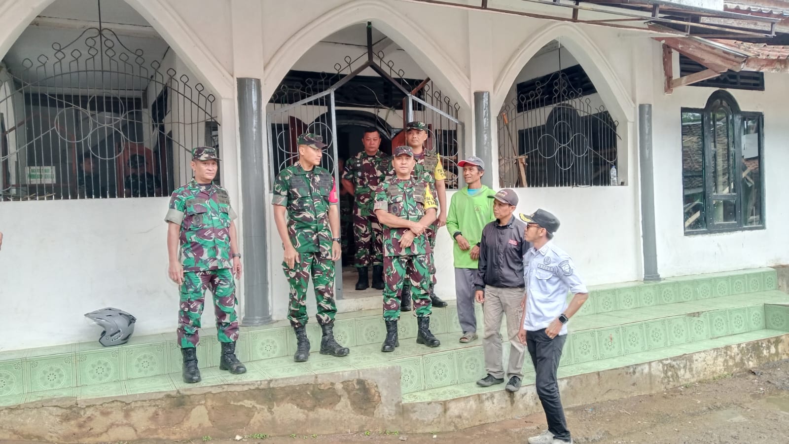 Mayjen TNI Tato Hadiyan Apresiasi Progres TMMD Cianjur: Pembangunan Jalan dan Rutilahu Sesuai Target