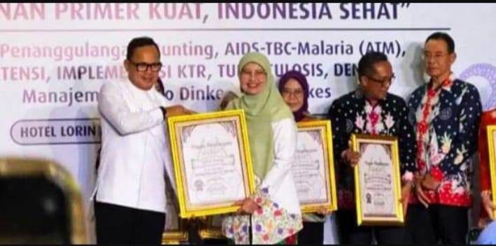 Pemkot Depok Raih Dua Penghargaan Bergengsi di Ajang ADINKES Award 2025