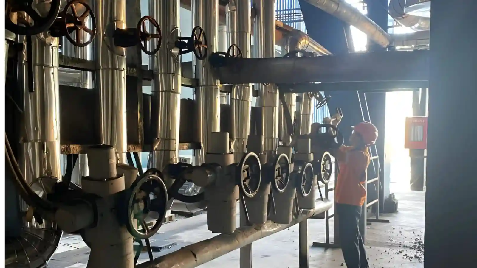 PLN Pulihkan 100% Kelistrikan Aceh Pasca Gangguan