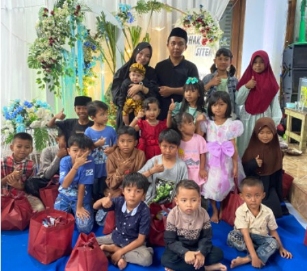 Melestarikan Budaya warga Desa Pucang Anom Kec.Jambesari dan Curah Macan Ijen Gelar Tedhak Siten