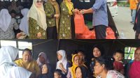 GOW Kabupaten Bekasi Gelar Bakti Sosial ke Warga yang Terdampak Penggusuran Bangli