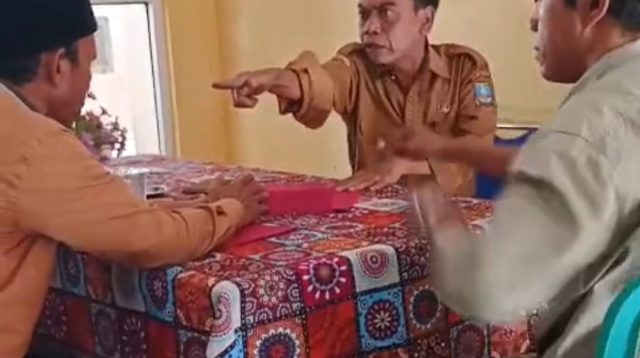 Dana Desa Ragas Masigit Bermasalah? Sekdes Arogan Bungkam Jurnalis, Ada Apa?