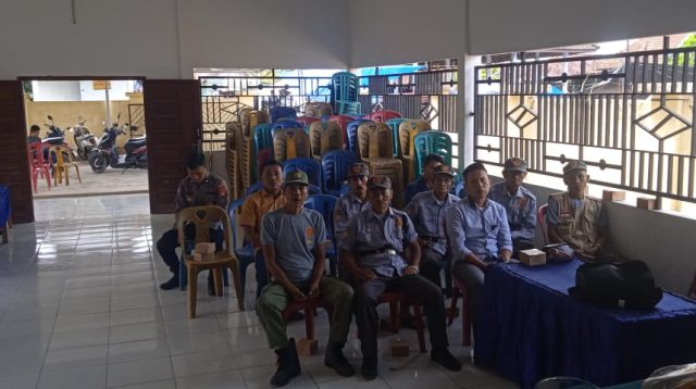 Bhabinkamtibmas Desa Sungai Baung Hadiri Kegiatan Peningkatan Kemampuan Sat Kamling