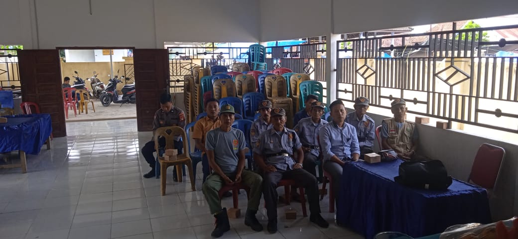 Bhabinkamtibmas Desa Sungai Baung Hadiri Kegiatan Peningkatan Kemampuan Sat Kamling