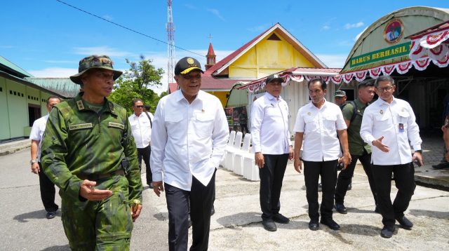 Menko Polkam Djamari Chaniago Tinjau Langsung Situasi Keamanan di Timika, Papua