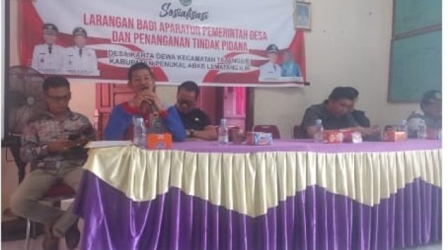 Anggota Polres PALI Hadiri Sosialisasi Anti Korupsi dan Penanganan Tindak Pidana di Desa Karta Dewa