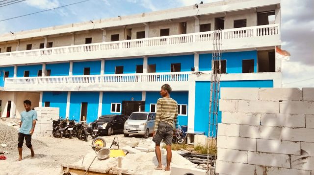 Warga Pertanyakan Bangunan Megah Berdiri di Kampung Melatian Sukahurip Tidak Jelas Penggunaannya ?