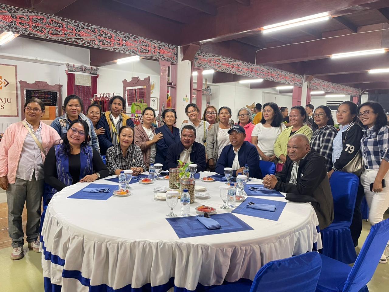 Bupati Taput Harapkan Dukungan Lamhot Sinaga untuk Kembangkan UMKM dan Pariwisata