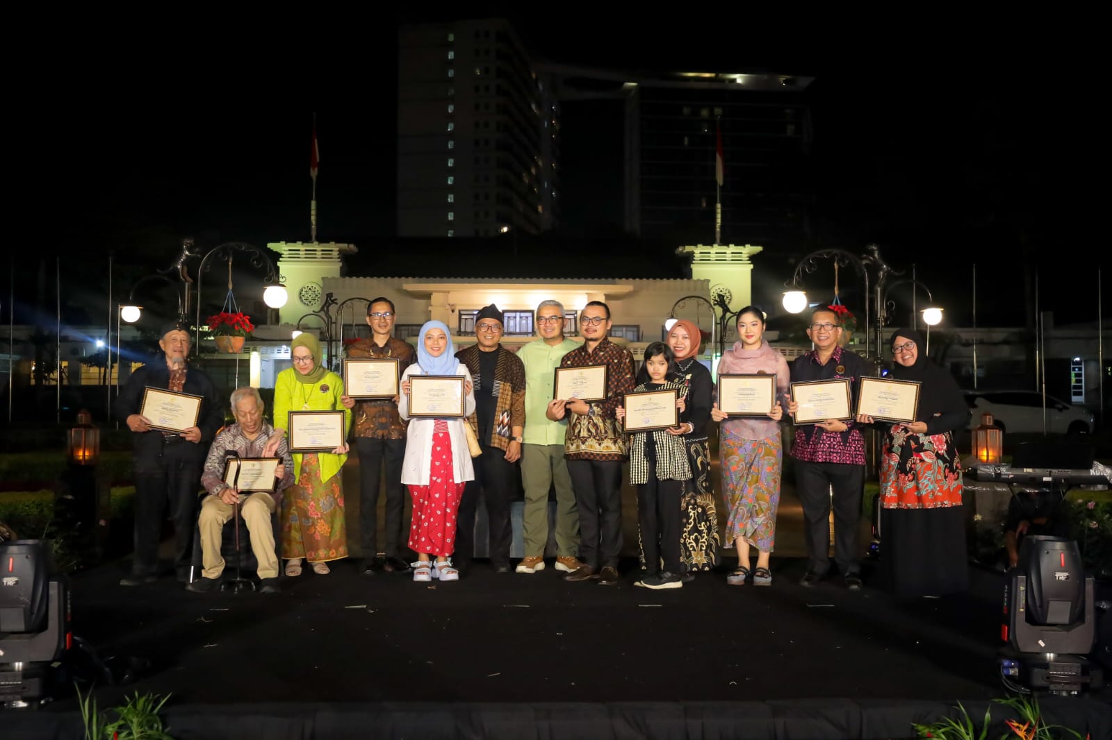 Pemkot Bandung Apresiasi 10 Pegiat Budaya: Kolaborasi Jadi Kunci Majukan Ekosistem Kebudayaan