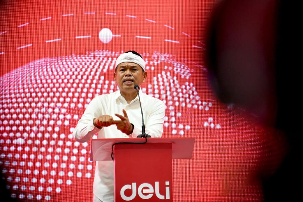 Pemdaprov Jabar Beri Bantuan Uang Kontrak Rumah untuk 379 Warga Telukjambe Timur, Upaya Penataan DAS