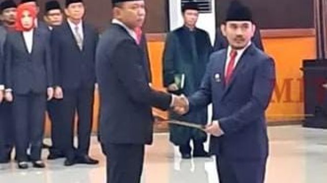 Bupati Bekasi Ade Kunang Resmi Lantik Endin Samsudin Jadi Sekda Definitif