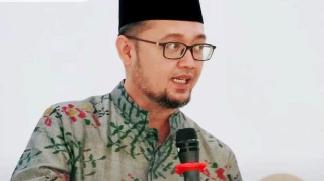 Ketua DPRD Kabupaten Bekasi Ade Sukron Hadiri Acara Puncak HUT ke-80 PGRI dan HGN 2025