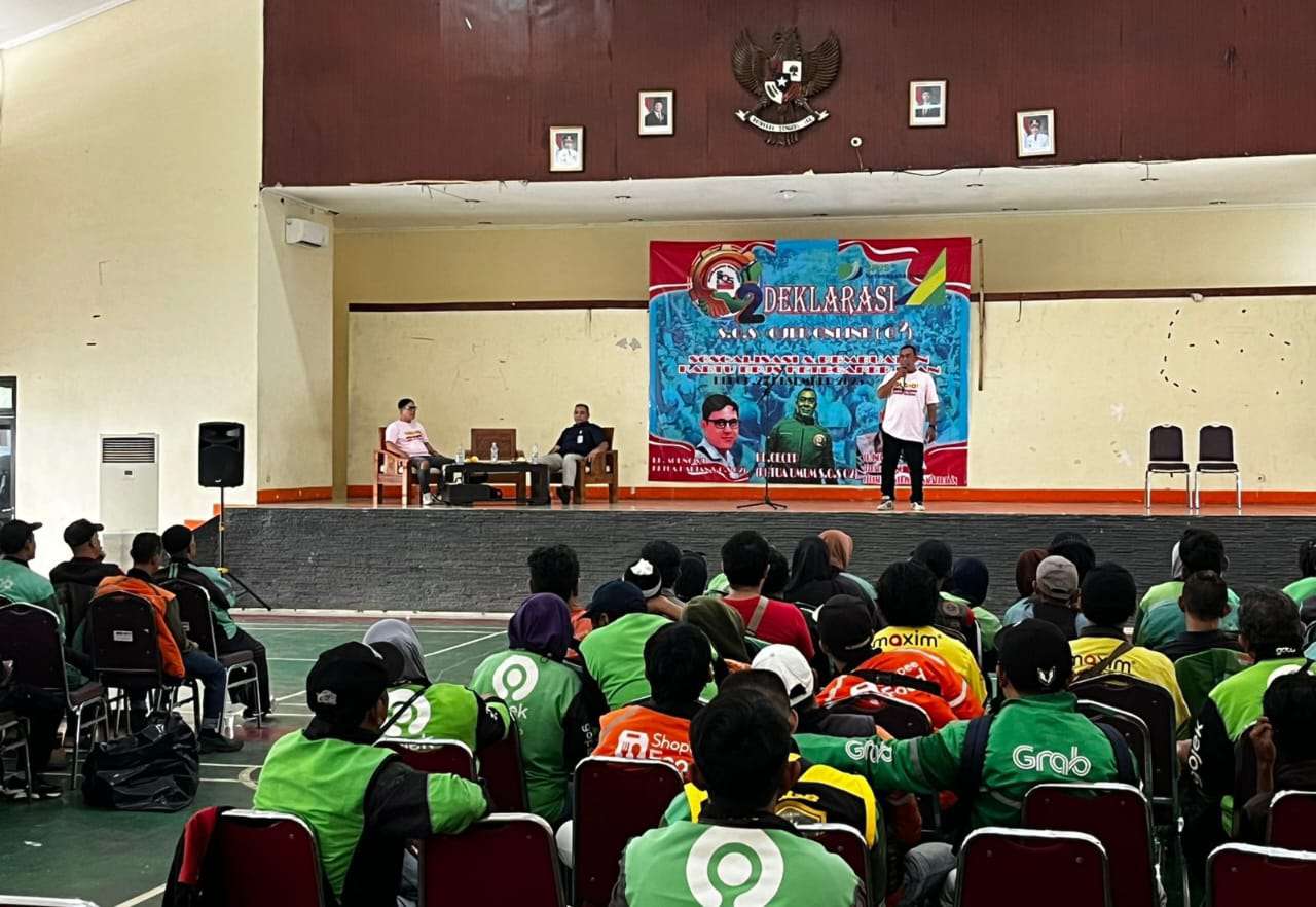 Ratusan Ojol Daftar BPJS Ketenagakerjaan di Balai Kota Depok