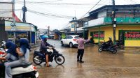 Polri Hadir Berbuat Bermanfaat, Polsek Cikarang Timur Laksanakan Yanmas Pagi dan Gatur Lalin di Sejumlah Titik Rawan