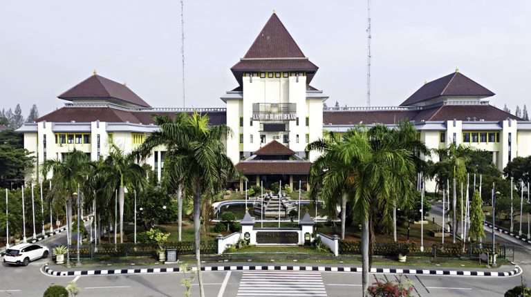 Pejabat Bekasi “Menghilang” Pasca OTT KPK: Kadis Perkimtan Tak Bisa Dihubungi, Sekda Ikut Senyap??