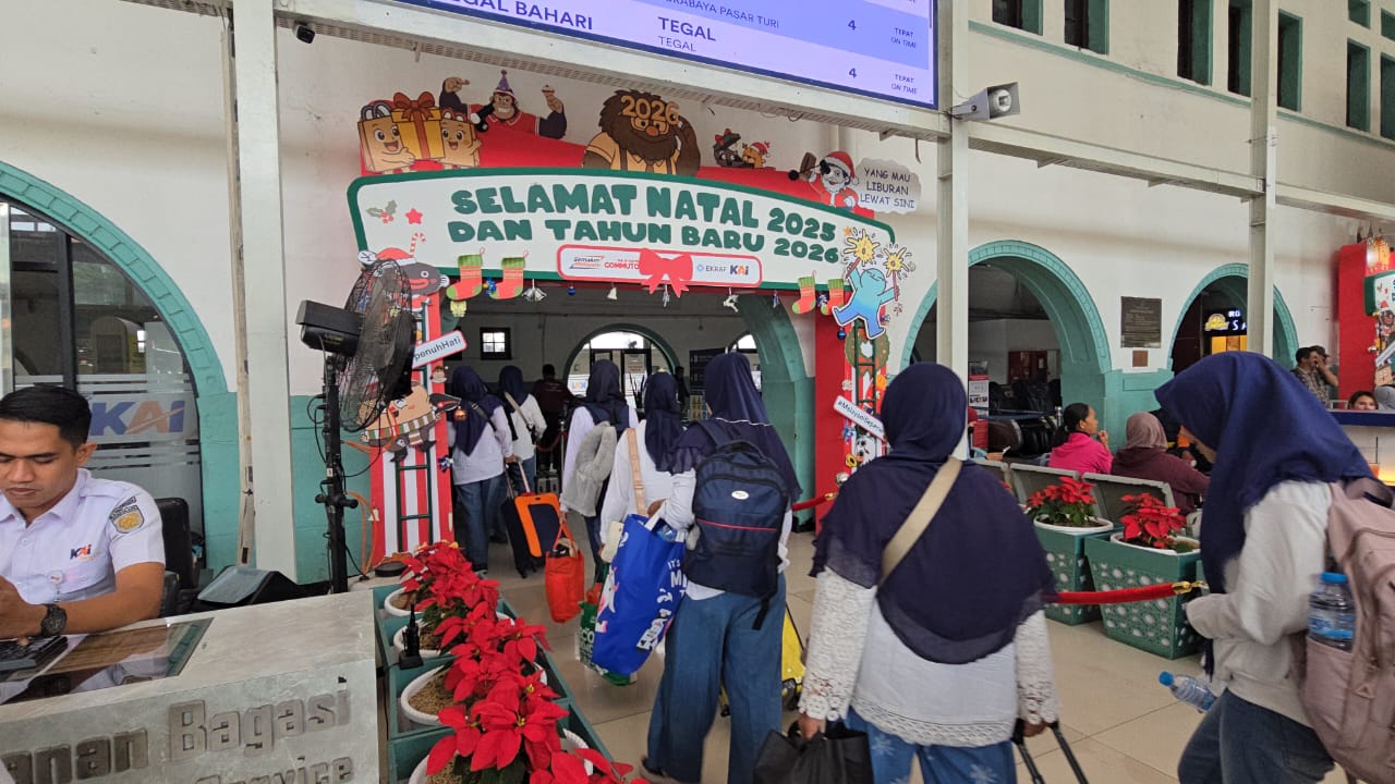 Hari Pertama dan Kedua Masa Angkutan Nataru 2025/2026, KAI Daop 1 Jakarta Layani Lebih dari 114 Ribu Pelanggan