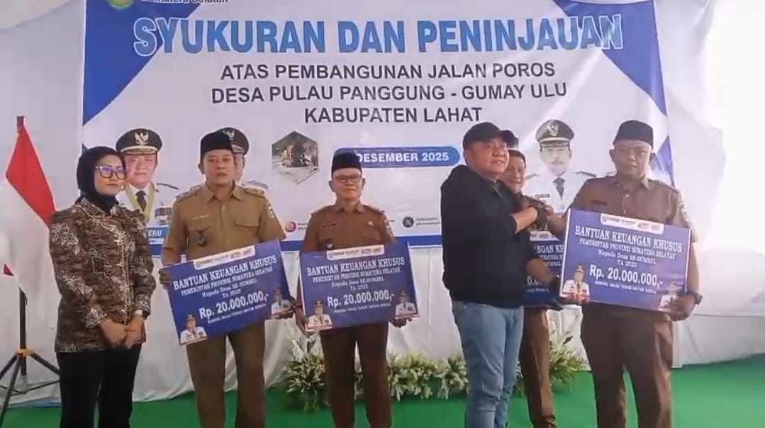 Gubernur Sumsel Herman Deru, Hadiri Syukuran dan Peninjauan Jalan Poros Desa Pulau Panggung di Lahat