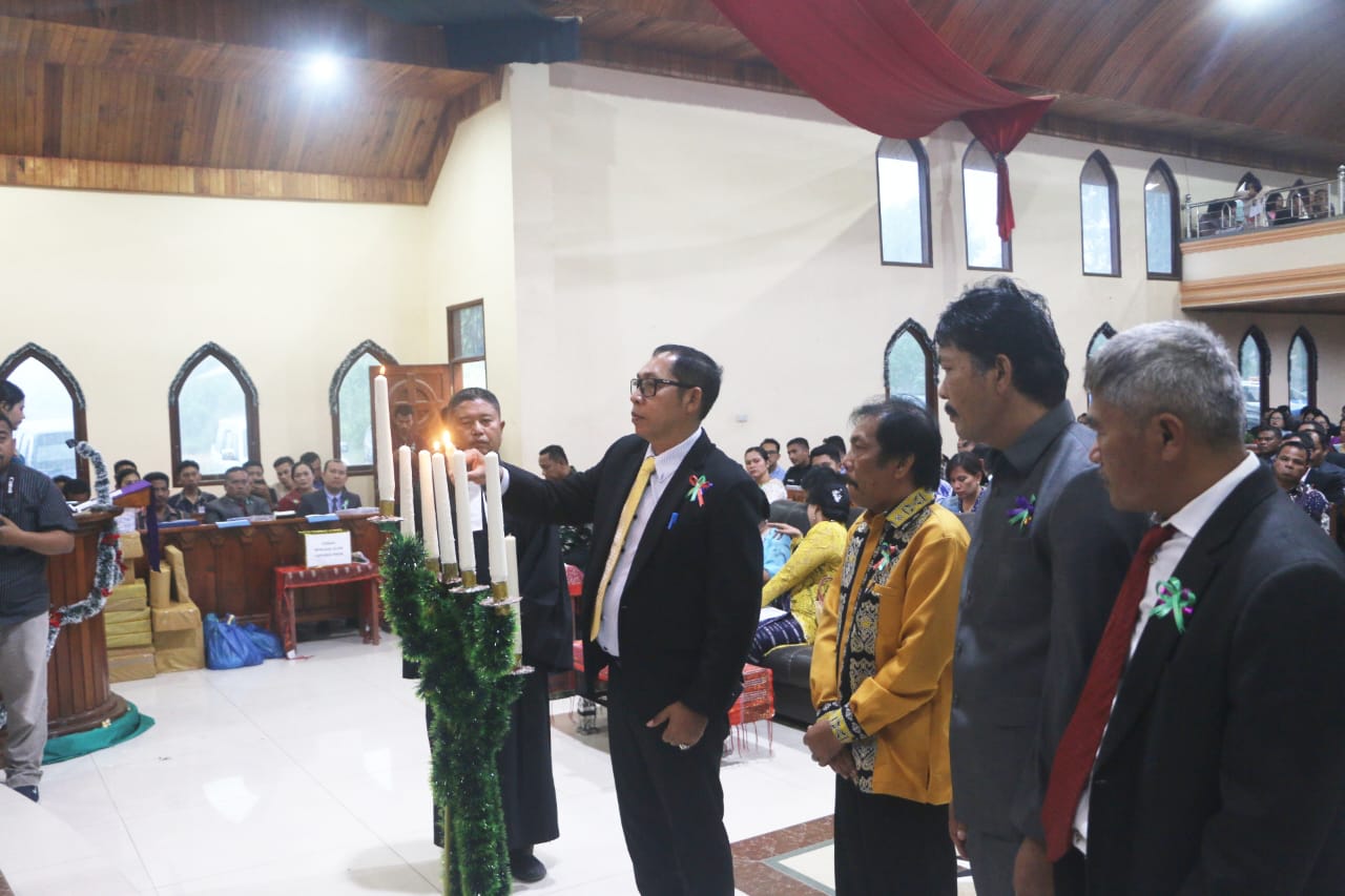 Natal Oikumene di Pangaribuan, Bupati Jonius Ajak Warga Perkuat Kepedulian dan Kebersamaan