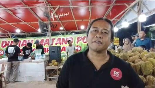 Harga Merakyat, Lesehan Durian “Pondok Sahabat” di Sukaraya Jadi Primadona Warga