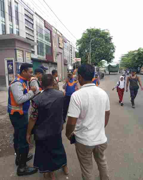 Polemik Parkir Daerah Semut Kali dan Semut Baru diduga Tidak Penyelesaian Belum dari Pemkot Surabaya?