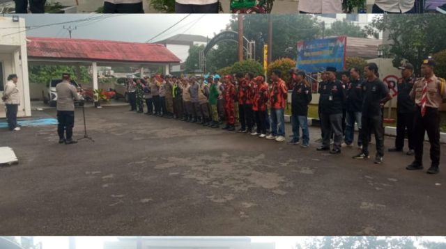 Kapolsek Kedung Waringin Pimpin Apel Gabungan Pergeseran Pasukan Pengamanan Malam Tahun Baru 2026