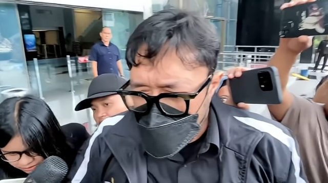 KPK Geledah Rumah Politikus PDIP Ono Surono di Bandung Terkait Kasus Suap Bupati Bekasi